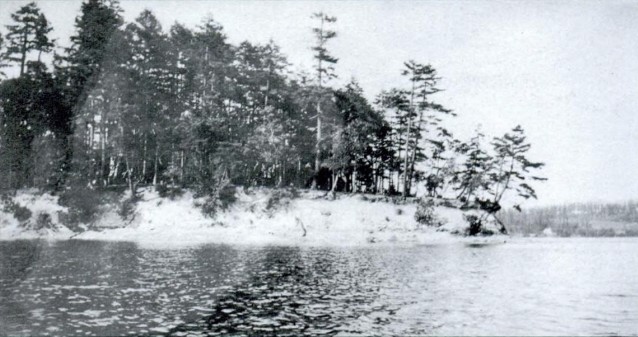 1942 USGS map showing Hale Passage